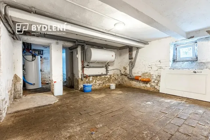 Prodej kanceláře, Bílina, Náměstí, 320 m2