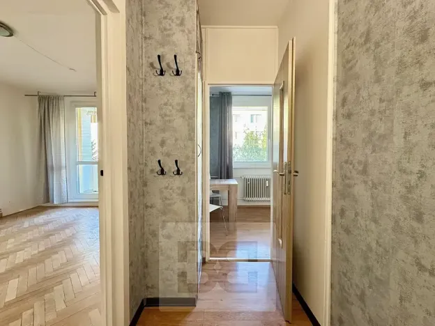 Pronájem bytu 1+1, Mokrá-Horákov, 38 m2