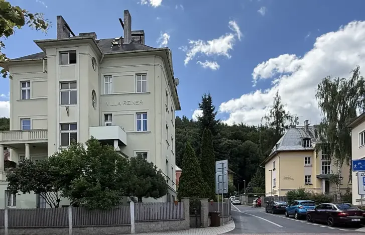 Prodej bytu 2+1, Karlovy Vary, Moskevská, 68 m2