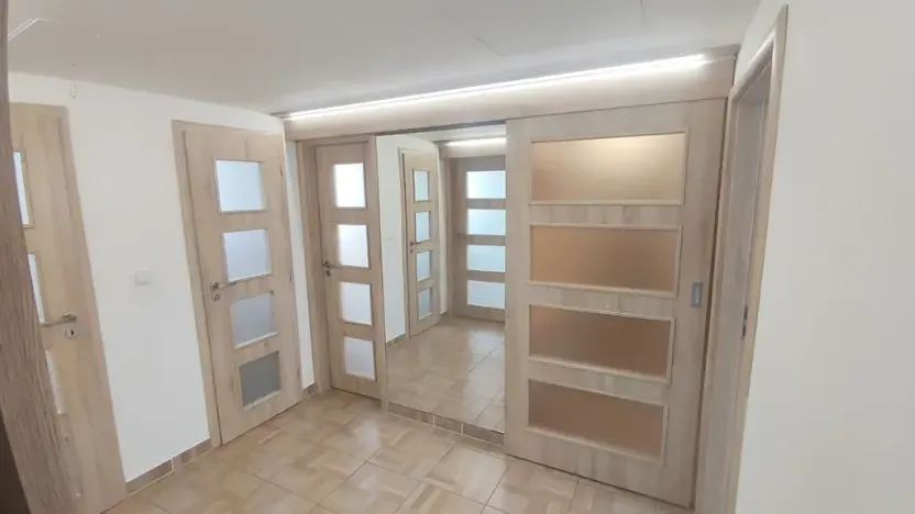 Pronájem bytu 3+kk, Hradec Králové, Bozděchova, 63 m2