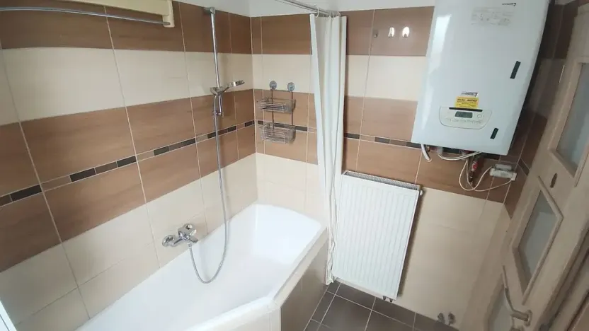 Pronájem bytu 3+kk, Hradec Králové, Bozděchova, 63 m2
