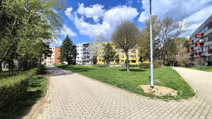 Pronájem bytu 1+1, Písek, třída Přátelství, 38 m2