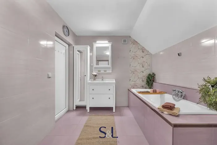 Prodej rodinného domu, Česká Lípa, Libchavská, 227 m2