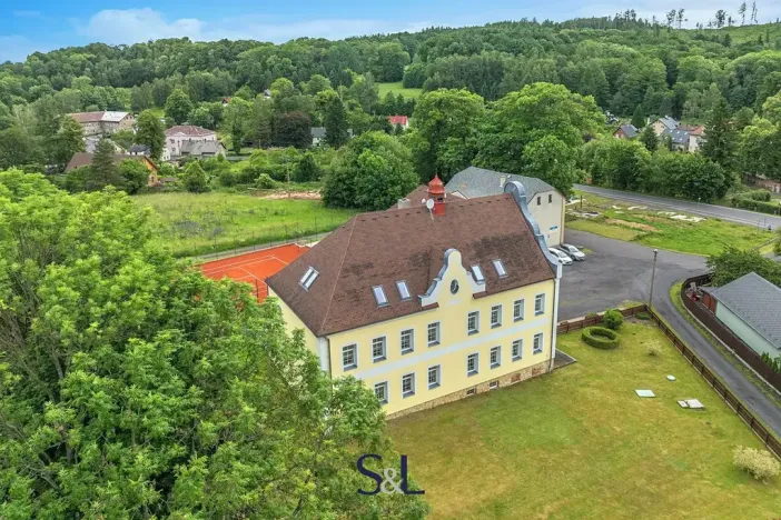 Prodej ubytování, Mikulášovice, 919 m2