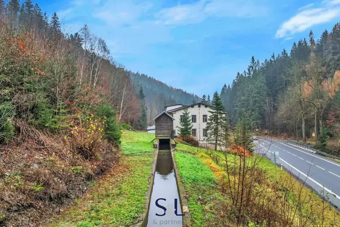 Prodej výrobních prostor, Železný Brod, 2098 m2
