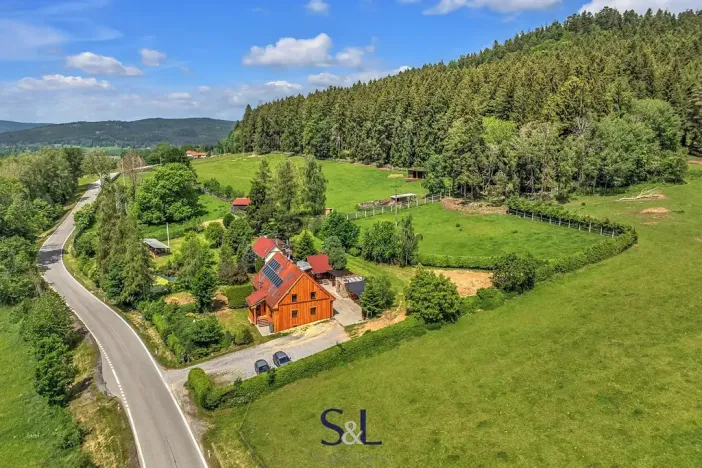 Prodej vícegeneračního domu, Horní Planá, 200 m2