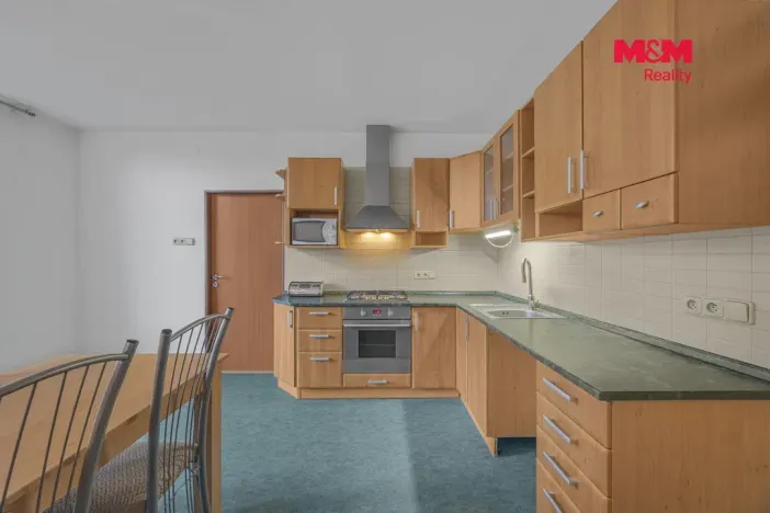 Prodej bytu 3+1, Jaroměř - Pražské Předměstí, Husova, 120 m2