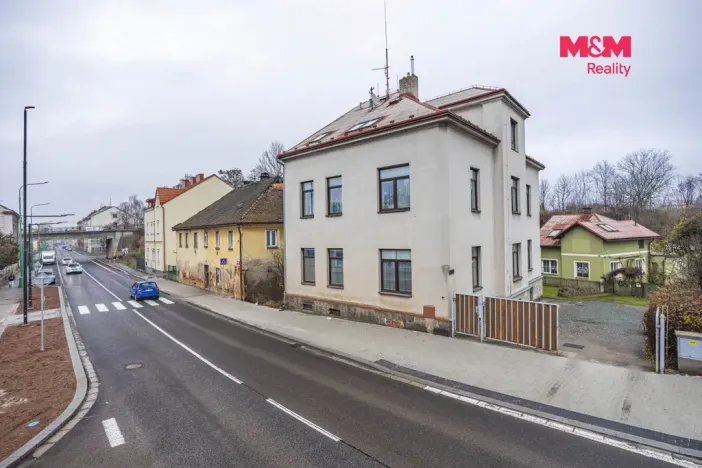 Prodej bytu 3+1, Jaroměř - Pražské Předměstí, Husova, 120 m2