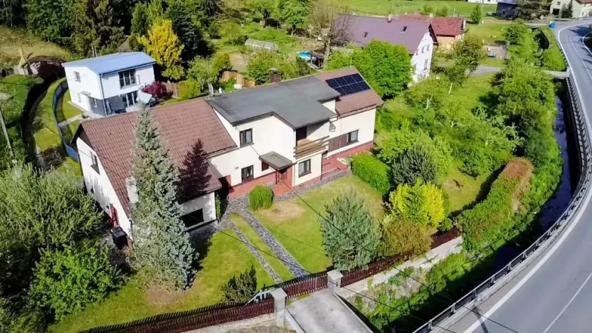 Prodej rodinného domu, Bílovec, 385 m2