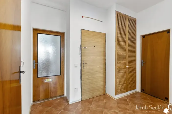 Prodej bytu 2+1, Praha - Modřany, Kolářova, 54 m2