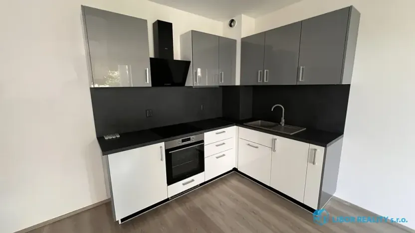 Pronájem bytu 2+kk, Frýdek-Místek, Nové Dvory-Podhůří, 48 m2