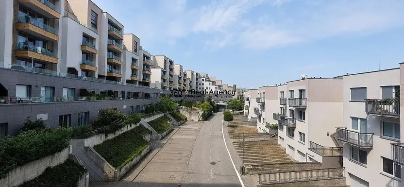 Pronájem bytu 3+kk, Praha - Hlubočepy, Geologická, 57 m2