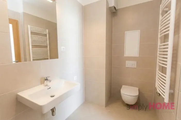 Pronájem bytu 2+kk, Praha - Vysočany, Pod Harfou, 40 m2
