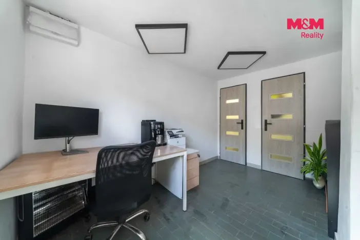 Pronájem výrobních prostor, Dubno, 150 m2