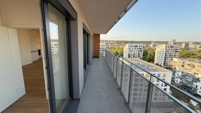 Pronájem bytu 2+kk, Praha - Vysočany, Gerstelova, 62 m2