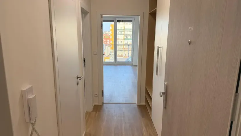 Pronájem bytu 2+kk, Praha - Vysočany, Gerstelova, 62 m2