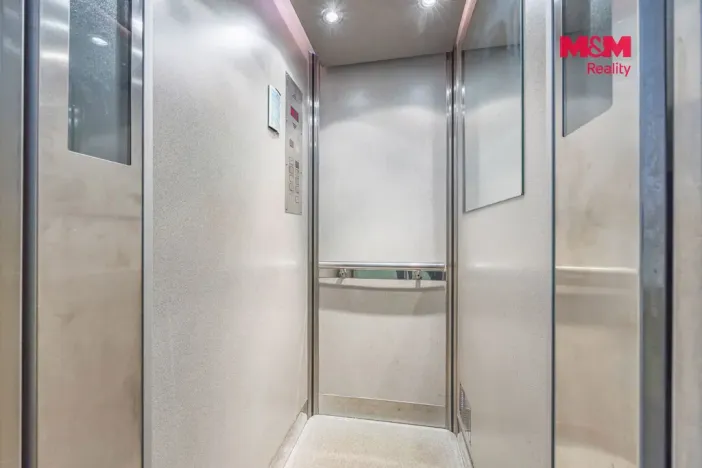 Prodej bytu 2+1, Vrchlabí, Dukelská, 55 m2