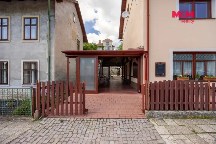 Prodej ubytování, Brandýs nad Orlicí, Husova, 340 m2