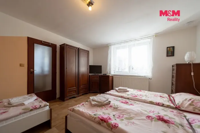 Prodej ubytování, Brandýs nad Orlicí, Husova, 340 m2