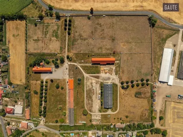 Prodej zemědělské usedlosti, Vlasatice, 5889 m2