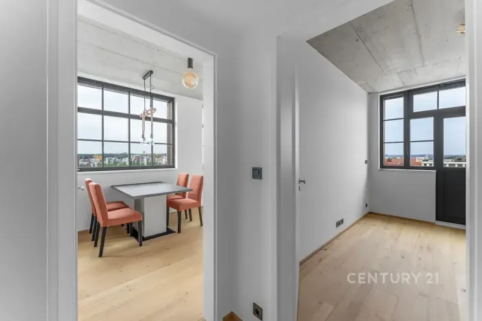 Pronájem bytu 3+kk, Praha - Vysočany, Kolbenova, 68 m2