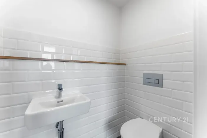 Pronájem bytu 3+kk, Praha - Vysočany, Kolbenova, 68 m2
