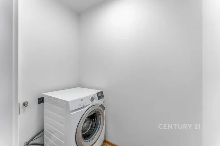 Pronájem bytu 3+kk, Praha - Vysočany, Kolbenova, 68 m2