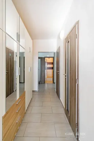 Pronájem bytu 4+1, Jindřichův Hradec, Kosmonautů, 83 m2