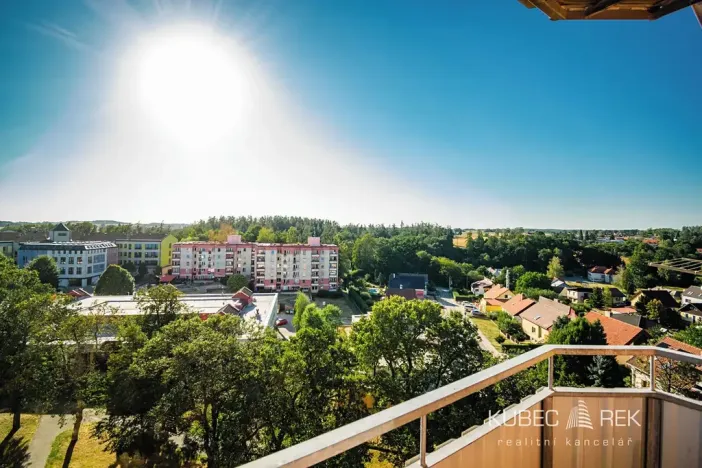 Pronájem bytu 4+1, Jindřichův Hradec, Kosmonautů, 83 m2