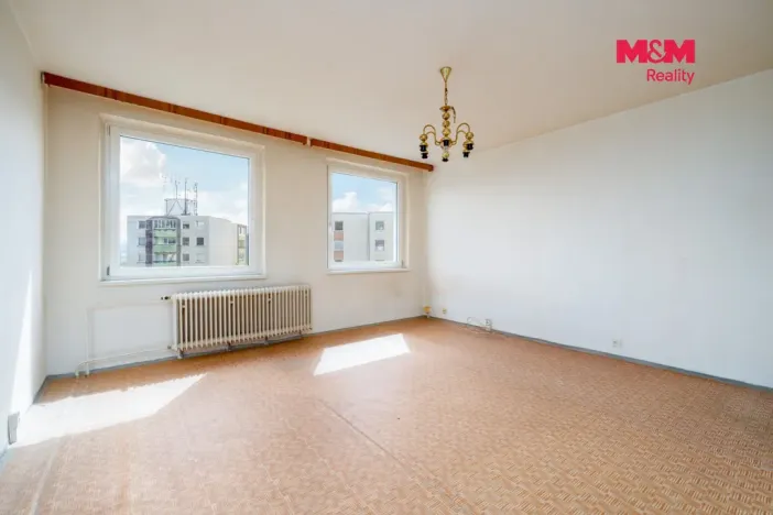 Prodej bytu 1+kk, Chlumec, Zalužanská, 34 m2