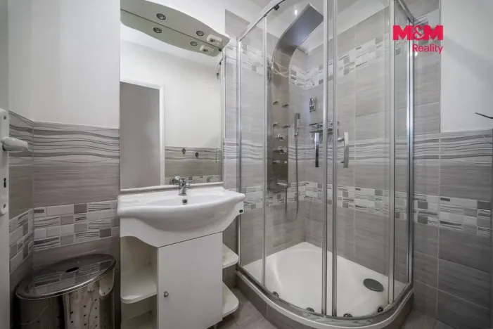Pronájem bytu 2+kk, Praha, Pšenčíkova, 42 m2