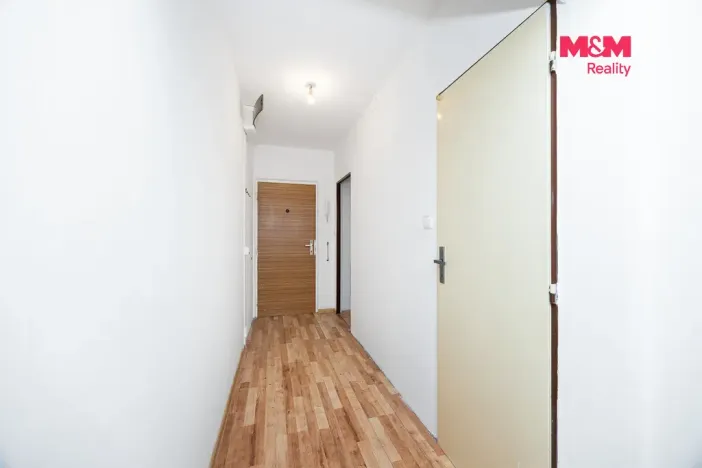 Prodej bytu 2+1, Lázně Bohdaneč, Na Lužci, 60 m2
