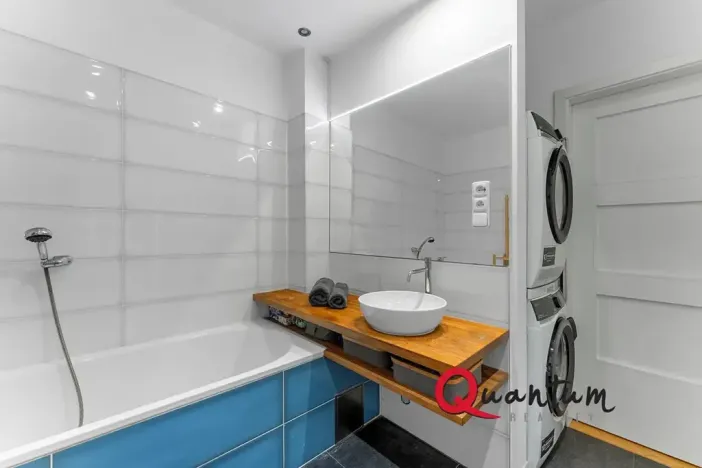 Prodej bytu 2+kk, Praha - Holešovice, Komunardů, 60 m2