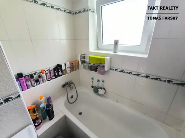 Pronájem bytu 3+1, Děčín, Krásnostudenecká, 65 m2