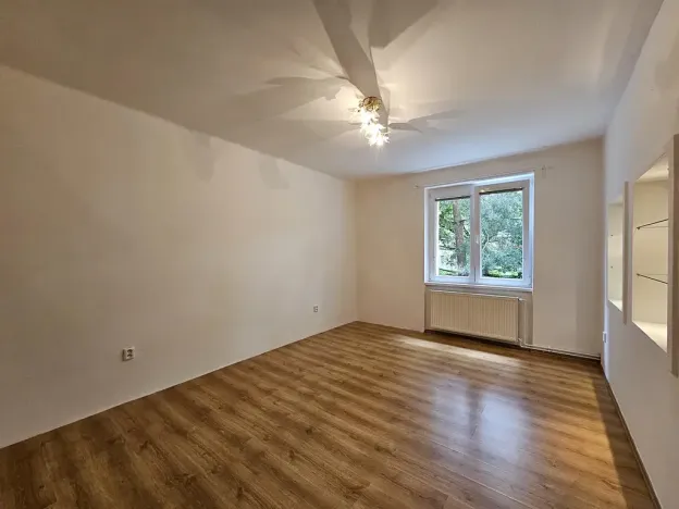 Prodej bytu 3+kk, Nový Bor, Husova, 68 m2