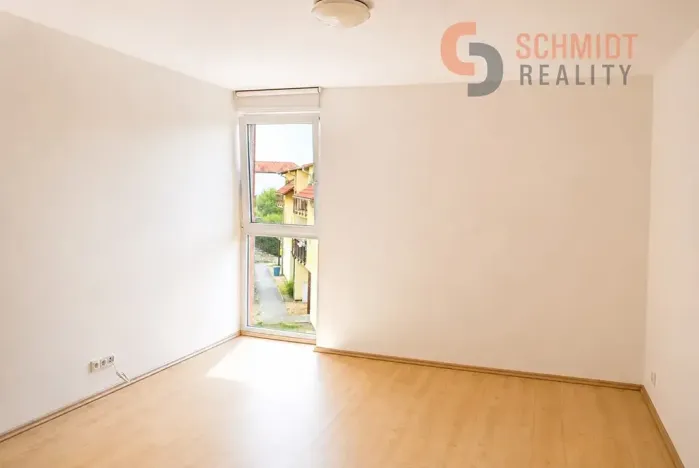 Pronájem bytu 2+kk, Mikulov, Nádražní, 37 m2