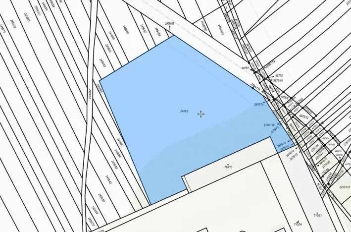 Dražba pozemku, Vyškov, 8890 m2