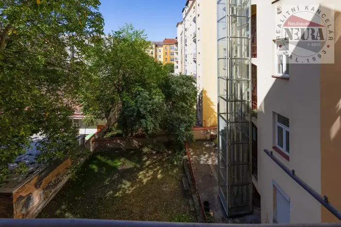 Prodej bytu 1+1, Praha - Smíchov, U Paliárky, 43 m2