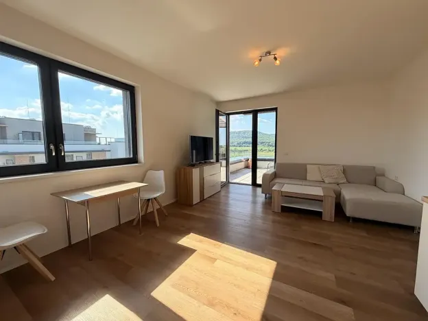 Pronájem bytu 2+kk, Mladá Boleslav, Vondřichova, 67 m2