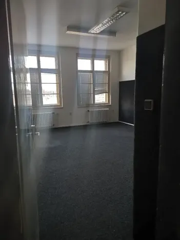 Pronájem kanceláře, Pardubice, 28 m2