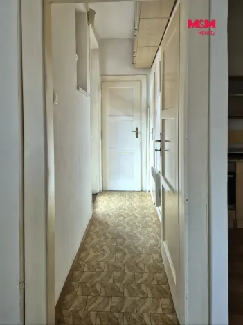 Pronájem bytu 1+kk, Praha - Holešovice, Stupkova, 31 m2