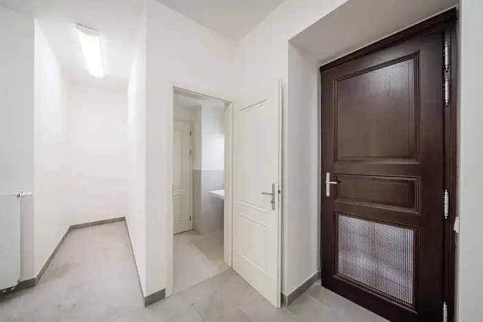 Pronájem obchodního prostoru, Praha - Nové Město, Petrská, 96 m2