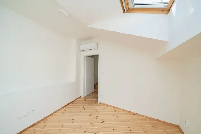 Pronájem kanceláře, Praha - Nové Město, Václavské náměstí, 88 m2