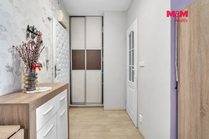 Prodej bytu 1+kk, Pardubice - Zelené Předměstí, nábřeží Závodu míru, 35 m2