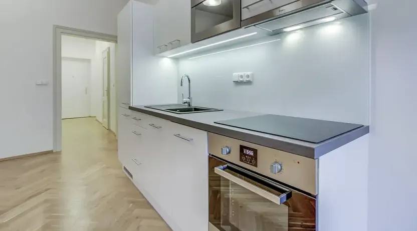 Pronájem bytu 1+kk, Praha, Myslíkova, 42 m2