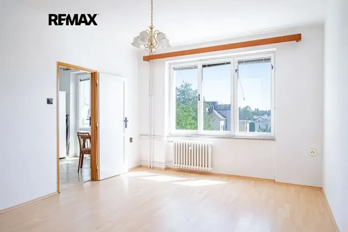 Prodej bytu 1+1, Hradec Králové, třída SNP, 40 m2