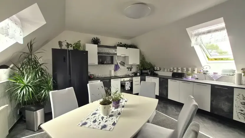 Prodej činžovního domu, Hostivice, Litovická, 322 m2