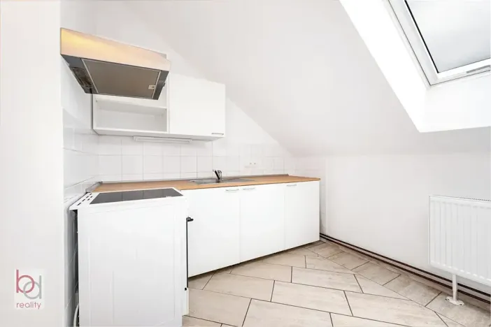 Pronájem bytu 1+kk, České Budějovice, Matice školské, 45 m2