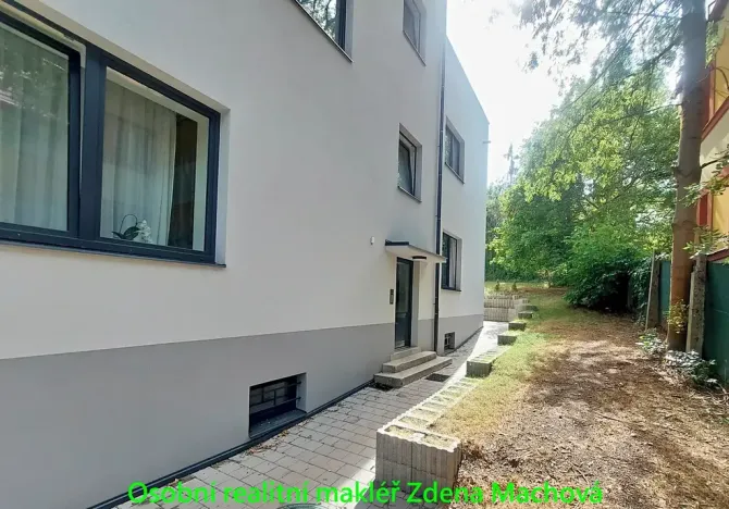 Pronájem kanceláře, Praha - Krč, U krčského nádraží, 52 m2