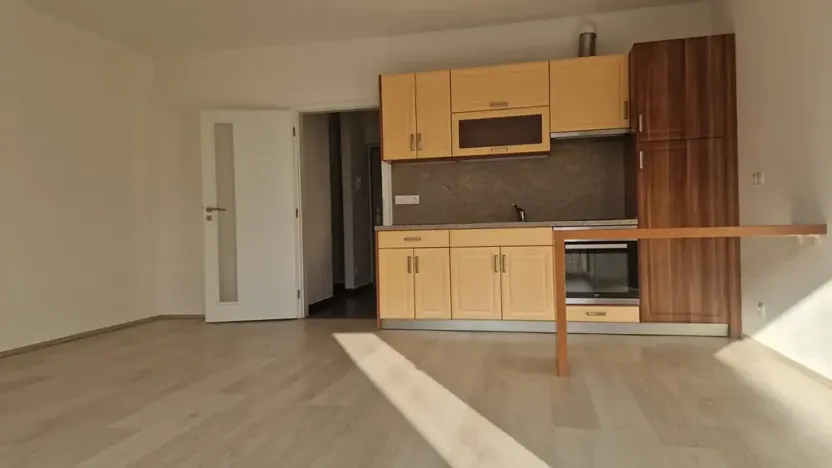 Pronájem bytu 1+kk, Plzeň, Sladová, 42 m2